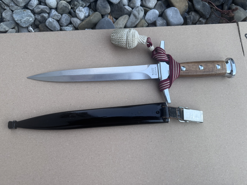 Schweizer Offizierdolch M 1943 Elsener – stampa 3