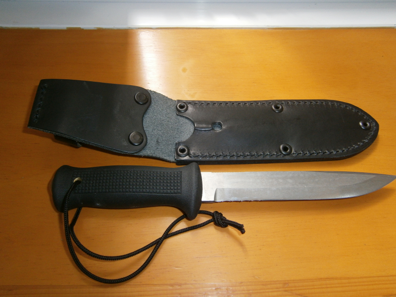 MIKOV AZ 07 MESSER KAMPFSCHWIMMER TSCHECHISCHE ARMEE – Bild 2
