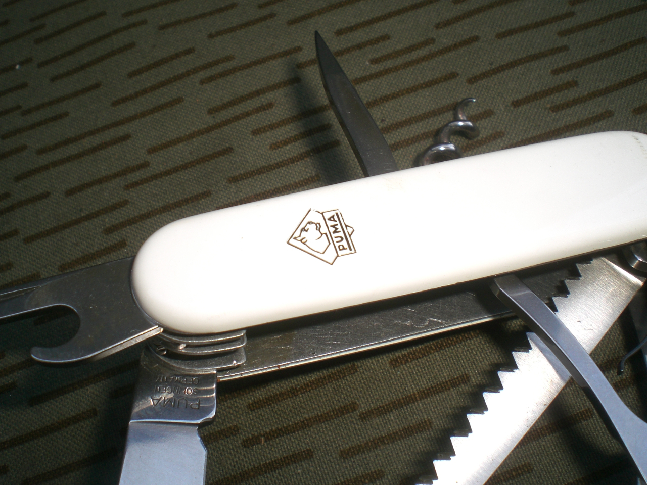 PUMA Taschenmesser weiße Griffschalen Jagd – Bild 5