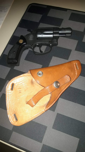 Smith & Wesson Gas Schreckschuss Revolver Chiefs Special by Umarex – Bild 3