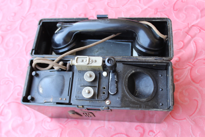 Wehrmacht. Feldtelefon aus 1941. – Bild 1