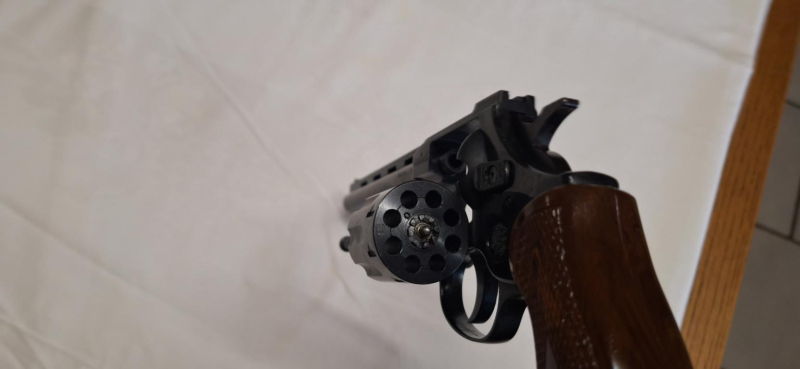 Revolver .22lr Arminius HW 7 6Zoll – Bild 2