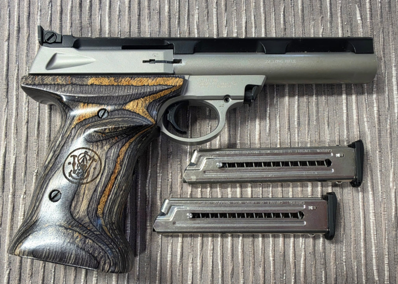 Smith & Wesson - Pistole Mod. 22S - .22lr – obrázek 1