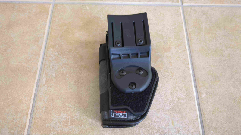 Uncle Mike's Holster für Sig Sauer 220 und 226 – Bild 4