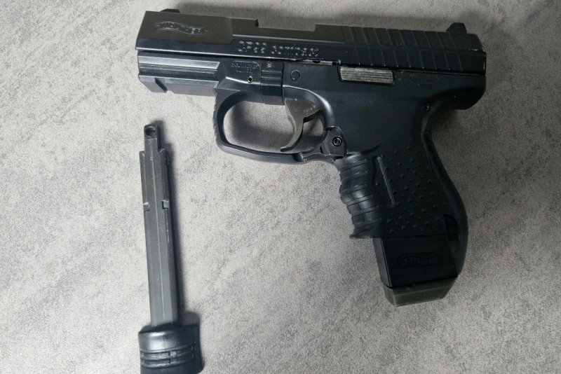 Walther CP99 Compact CO2 (4,5mm Steel BB) – Blowback – OVP – Bild 3