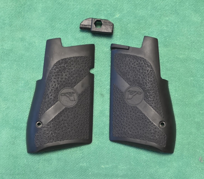 Desert Eagle Griffe – Bild 1