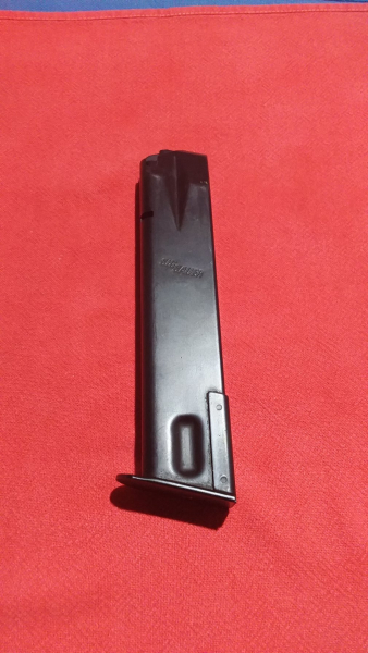 MAGAZIN SIG SAUER P226 KALIBER 9X19 / 20 SCHUSS – Bild 1