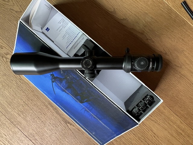 Zeiss V8 4,8-35x60 mit Schiene ZM - ASV Höhe - Abs. 60 – Bild 3
