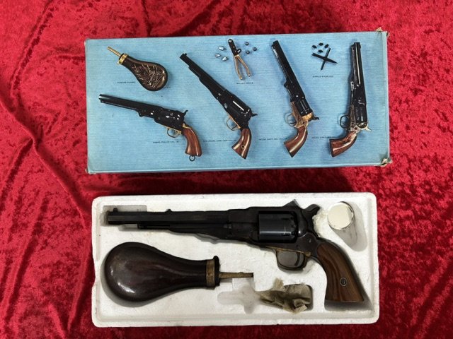 Perkussions-Revolver Euroarms NEW ARMY kal. .44(BlackPowder) – Bild 1