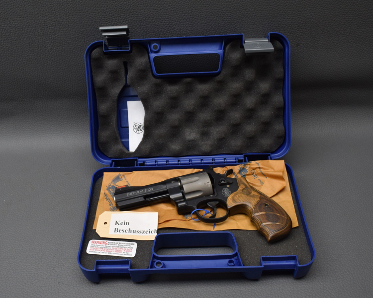 Revolver Smith & Wesson Mod. 329 AirLite PD, Kaliber 44 Mag, Neu – Bild 1