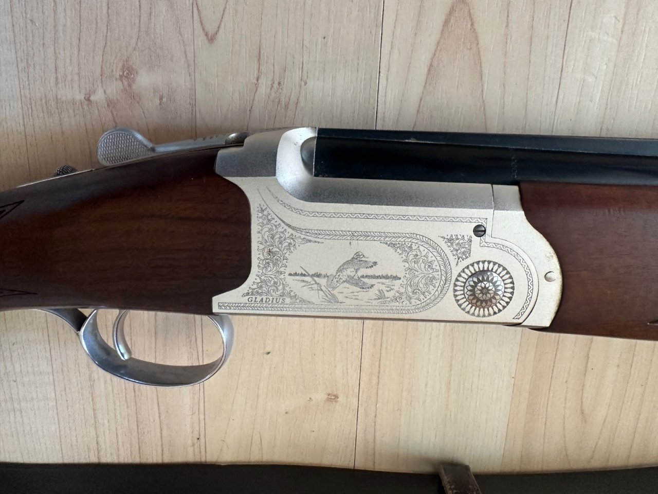 Gladius Bockdoppelflinte 20/76 - Elegant gerüstet für die Treibjagd-Saison – Bild 4