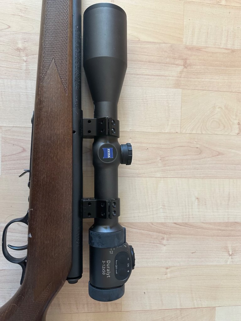 Titel: Savage Modell 93R17, Kal. .17 HMR mit Zeiss Duralyt 3–12×50 - Krähen und Raubwildjäger – Bild 4