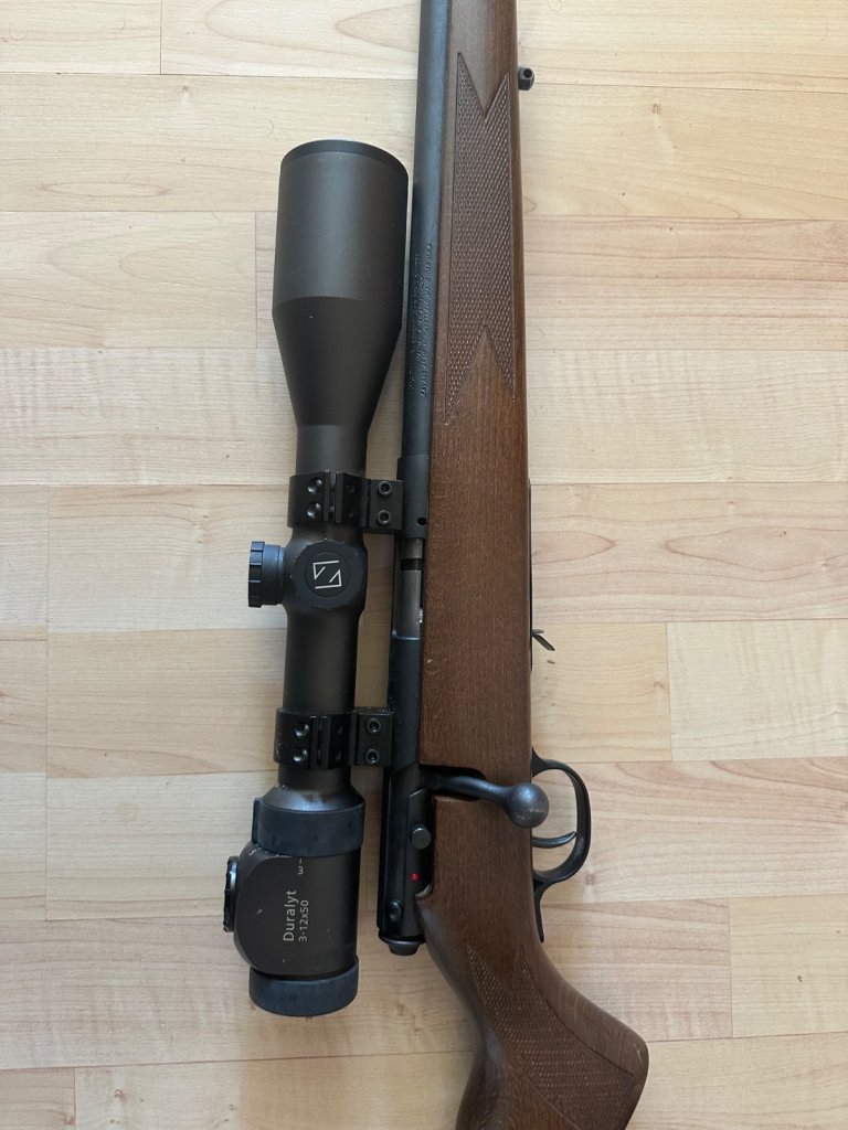 Titel: Savage Modell 93R17, Kal. .17 HMR mit Zeiss Duralyt 3–12×50 - Krähen und Raubwildjäger – Bild 3