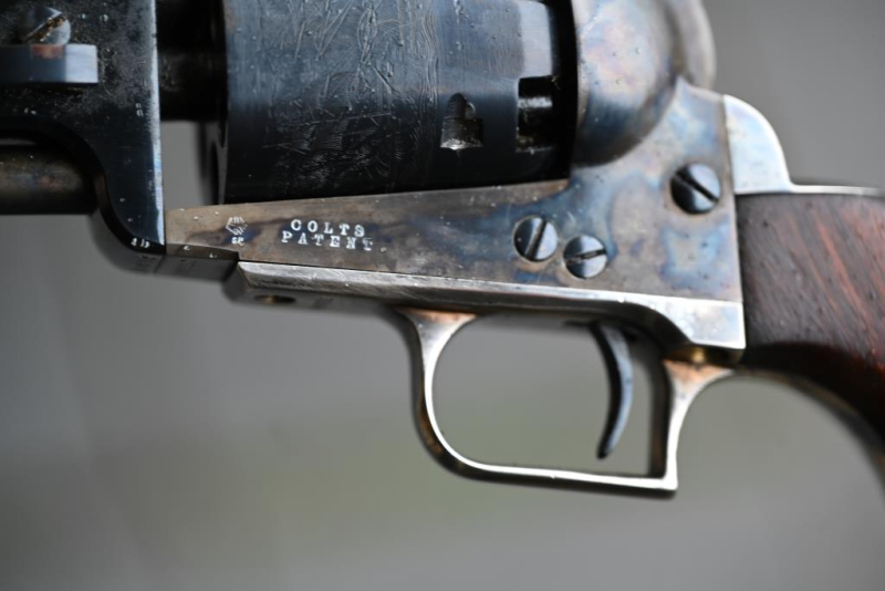 Perkussionsrevolver Vorderlader Western-Revolver Colt M 1851 Navy Kaliber .36 Black Powder Bj. 1975 – Bild 4