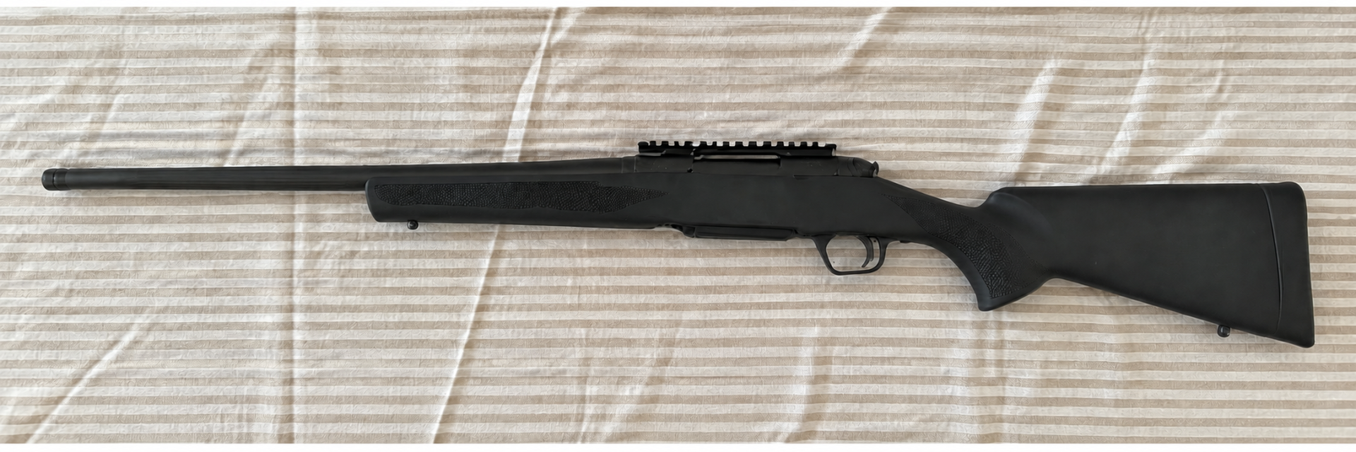 Savage Arms Repertierbüchse 110 Trail Hunter Lite, Kal. 223, inkl. Picatinny Schiene – Bild 2