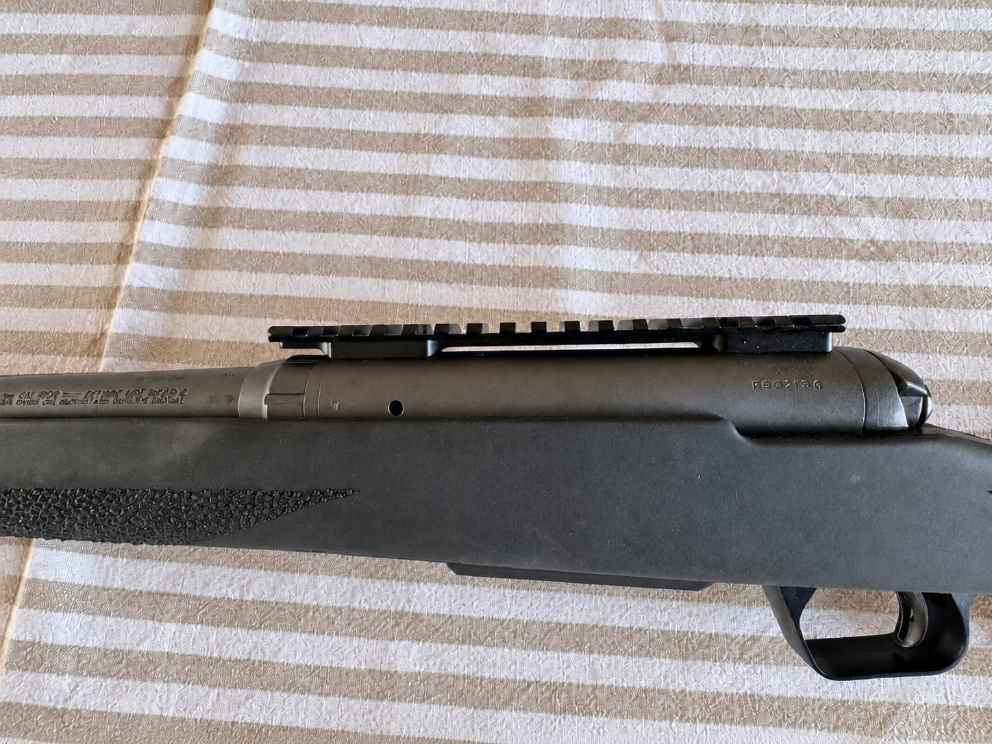 Savage Arms Repertierbüchse 110 Trail Hunter Lite, Kal. 223, inkl. Picatinny Schiene – Bild 3