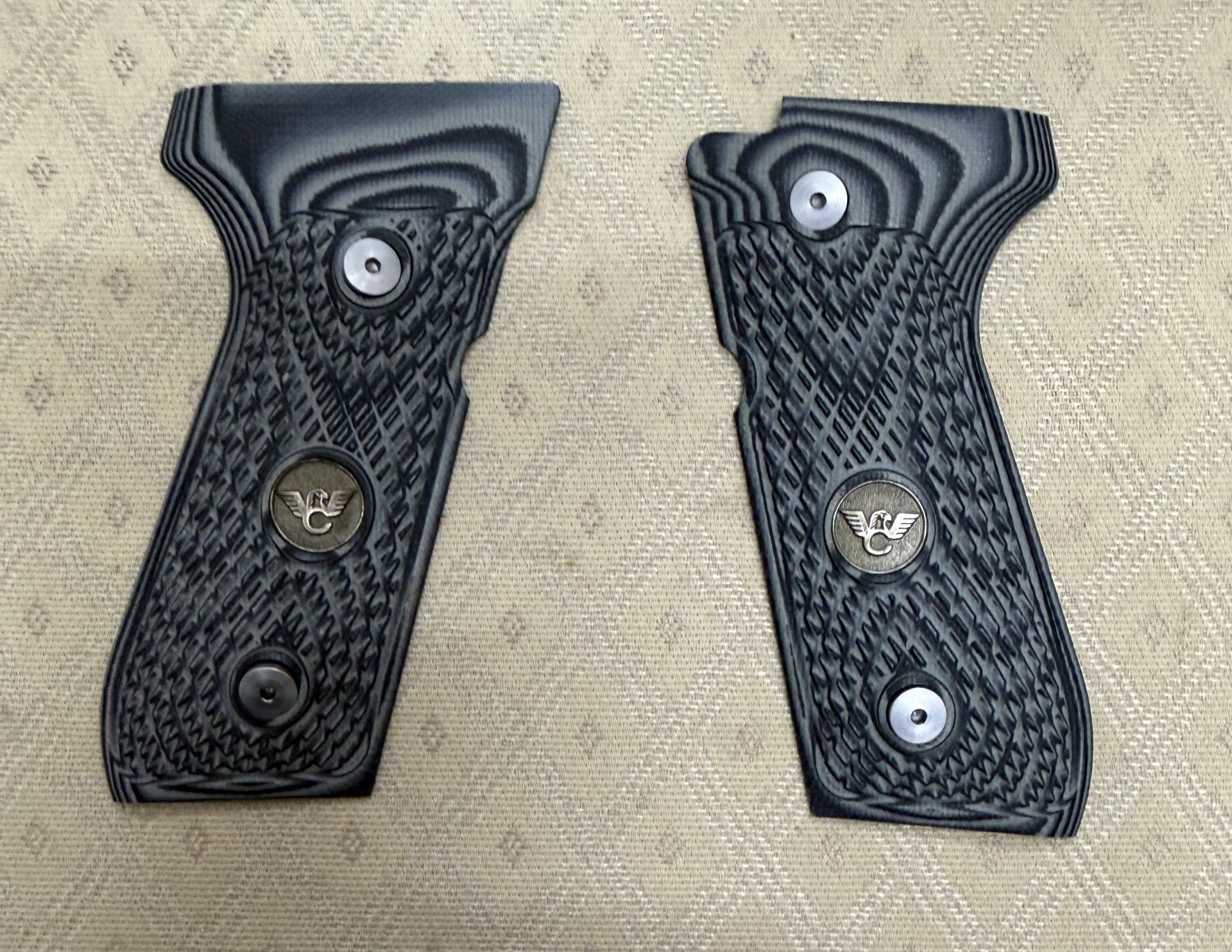Beretta 92 - 92FS - Original Wilson Combat "Ultra-Thin" Griffschalen inkl. Schrauben – Bild 1