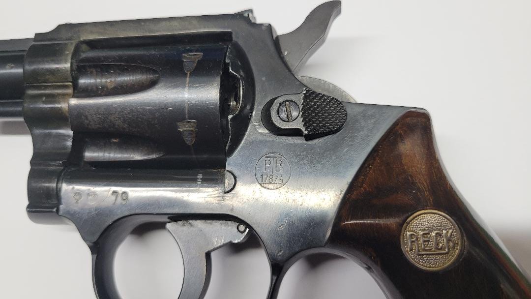 Reck ganz Stahl Revolver – Bild 3