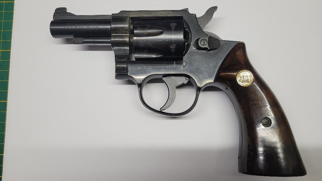 Reck ganz Stahl Revolver – Bild 1