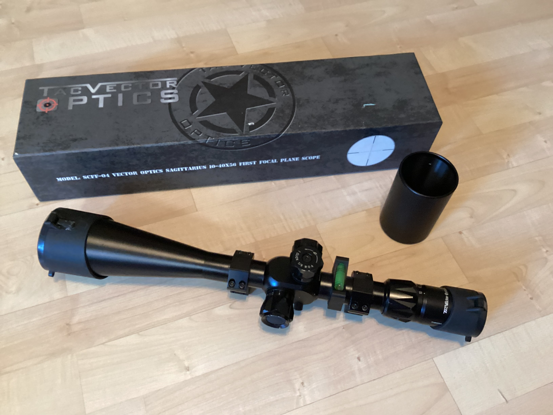 Tac Vector Optics Sagittarius Zielfernrohr 10-40x56 – Bild 1