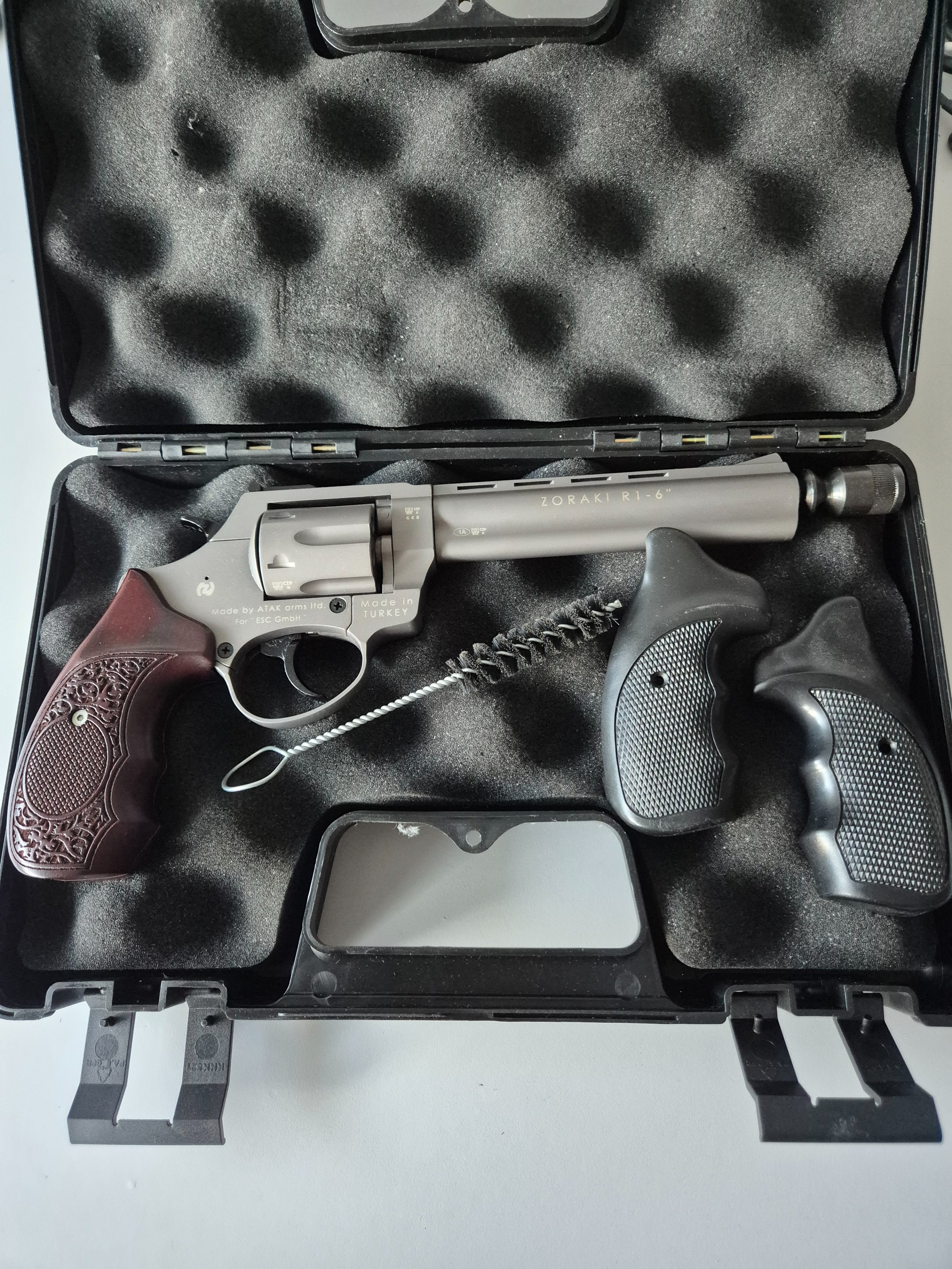 Zoraki R1 6 Zoll 9mm RK Schreckschuss P.A.K PTB 1009 Revoler – Bild 2