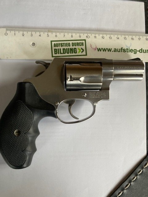 Revolver Smith & Wesson .357 Mag. 2 1/4 Zoll Lauf – Bild 1
