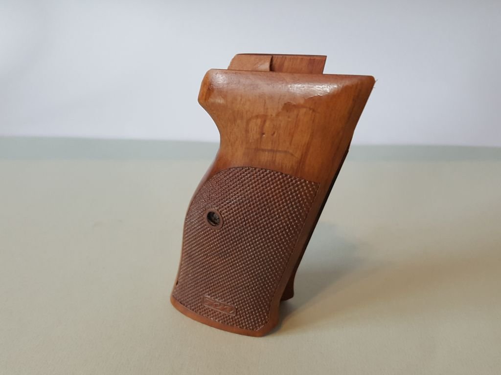 SIG P210 Nill Sportgriff – Bild 2