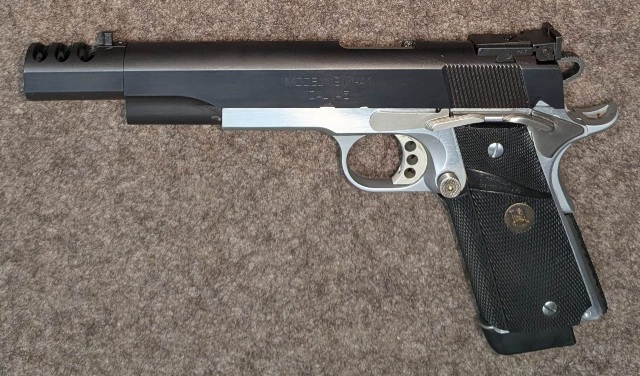 Pistole Springfield 1911-A1 Kal. .45ACP aus dem Custom Center – Bild 1