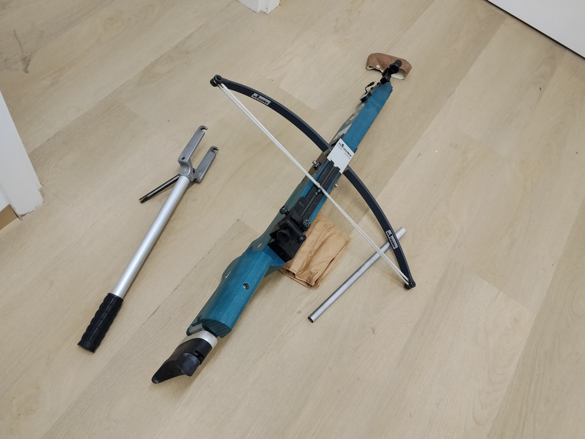 Winzeler 112 Matcharmbrust 10 m mit Spannhebel – Bild 4