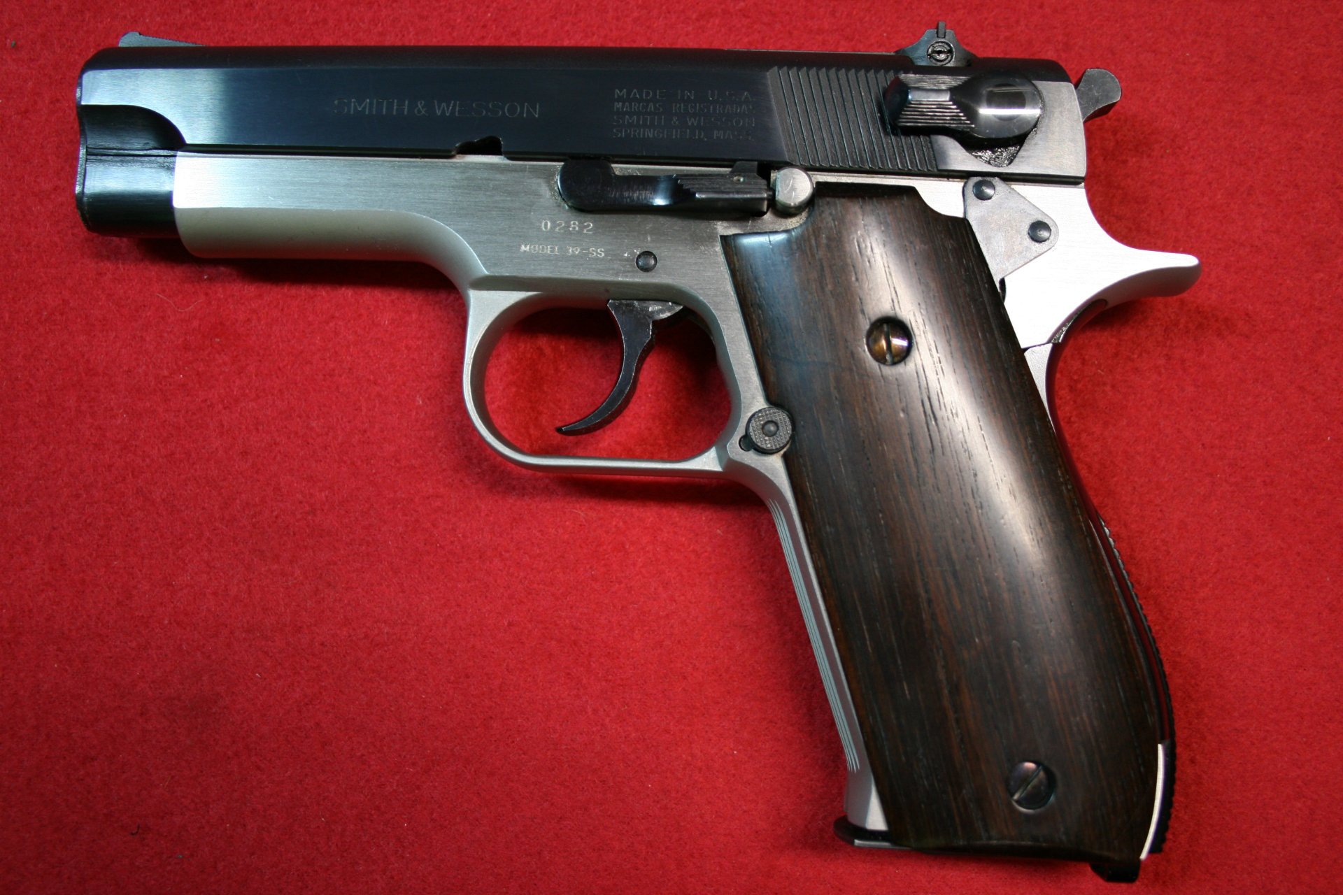 Smith & Wesson Mod. 39 BII-Griffstück Stainless, 9 mm Luger "Rarität !" – Bild 1