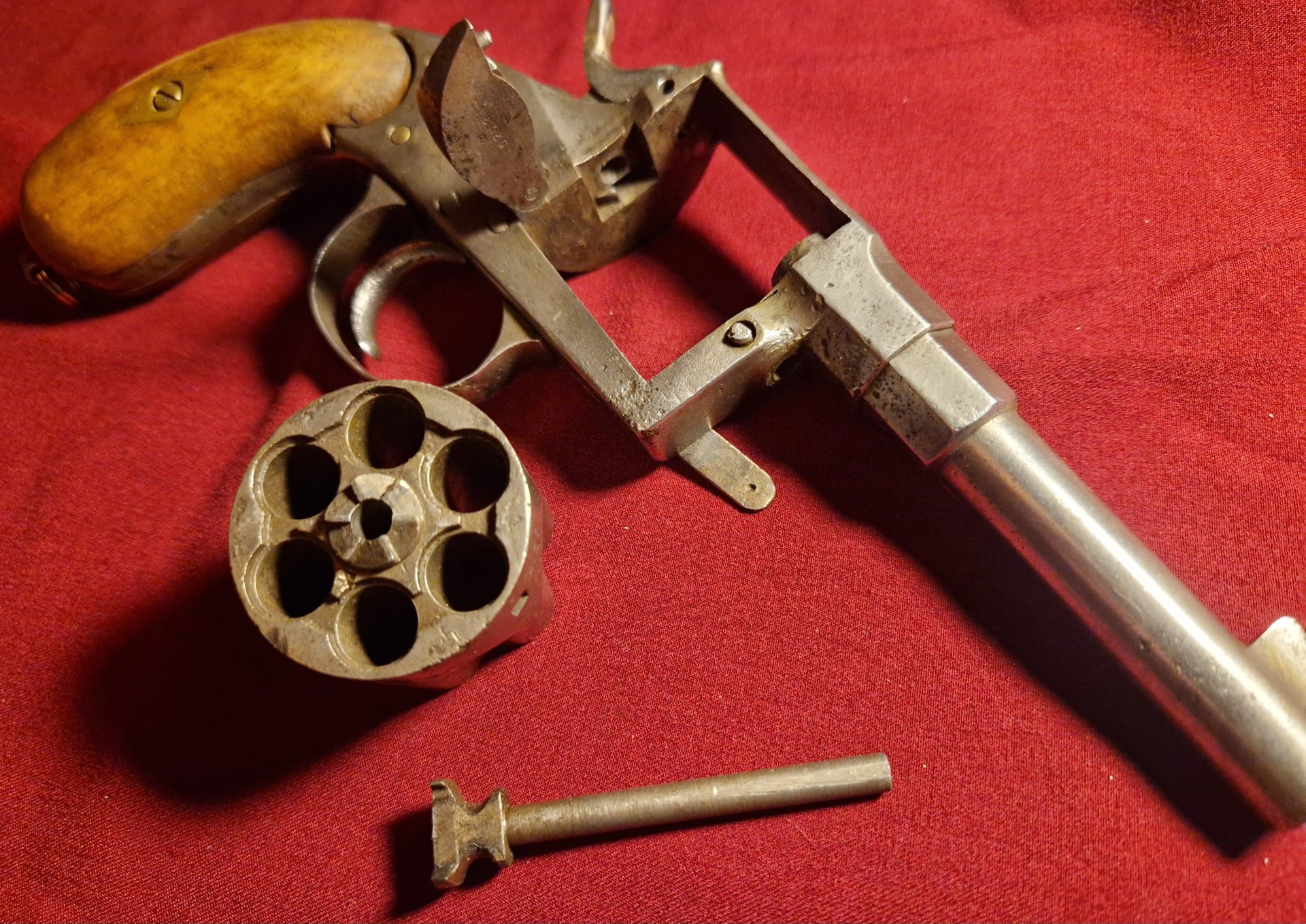 Reichsrevolver M83 10,6mm Dt.Ord. V.C.S. & C.G.H. Suhl – Bild 6
