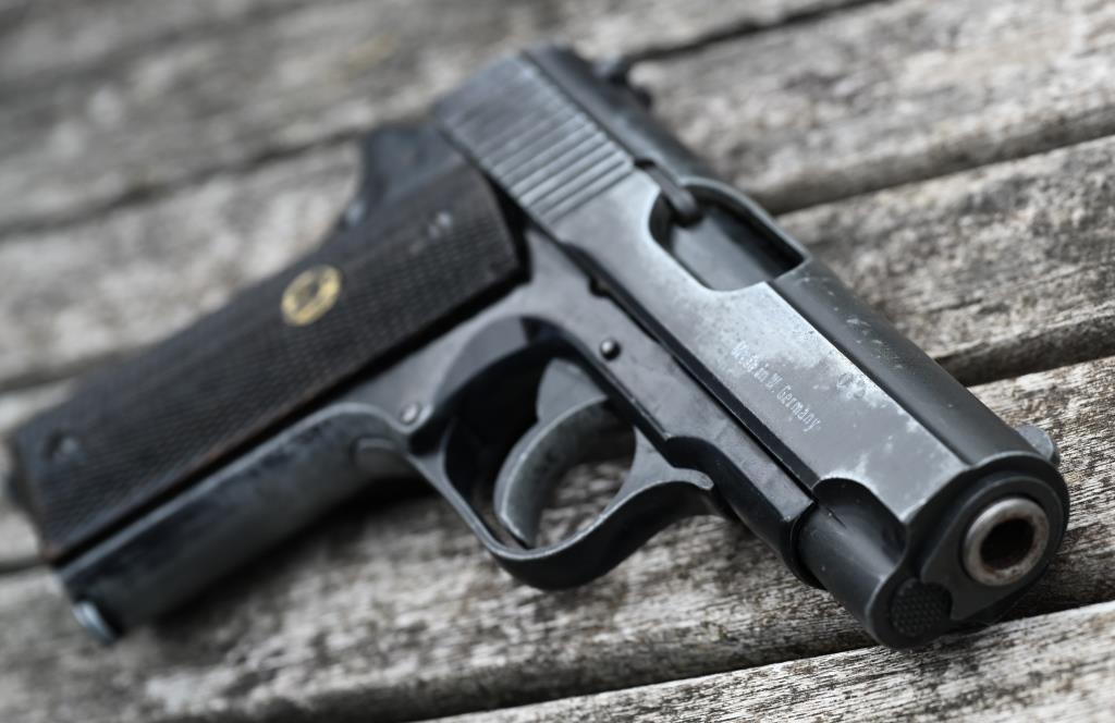 Pistole Alarmpistole im Look Walther PPK Schreckschusswaffe ERMA EGP 45 Kal. 8 mm Knall, 1983, rar! – Bild 6