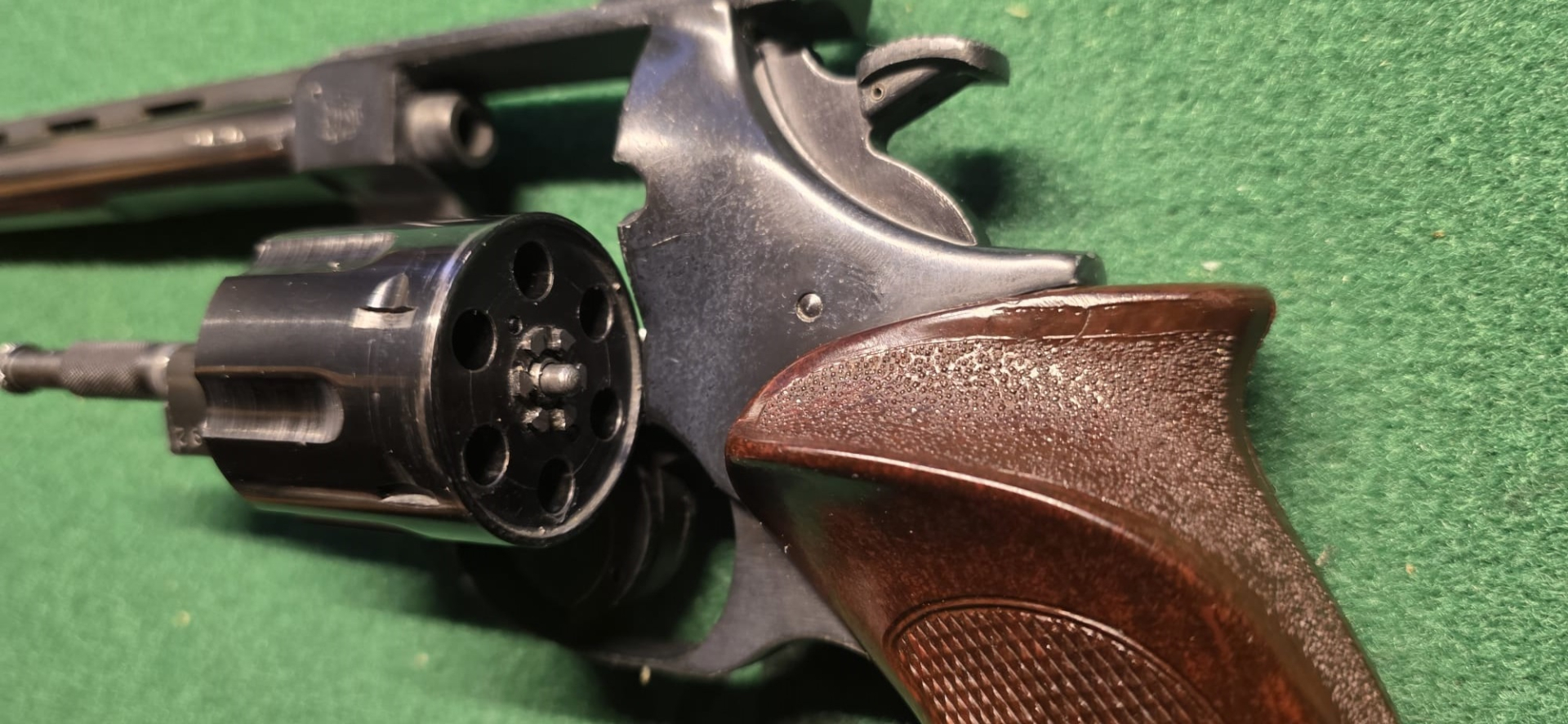 Weihrauch HW 7 22er 6 Zoll 1Platz 2026 – Bild 4