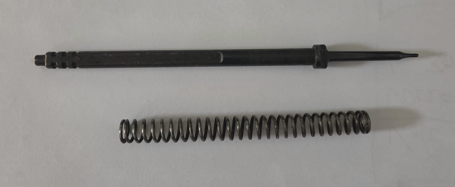 Schlagbolzen & Schlagbolzenfeder für Mauser K98 – Bild 1