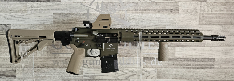 Neuware vom Fachhandel - Schmeisser AR15 M4FL 14,5" OD Green Sondermodell MAGPUL .223Rem mit Optik – Bild 1