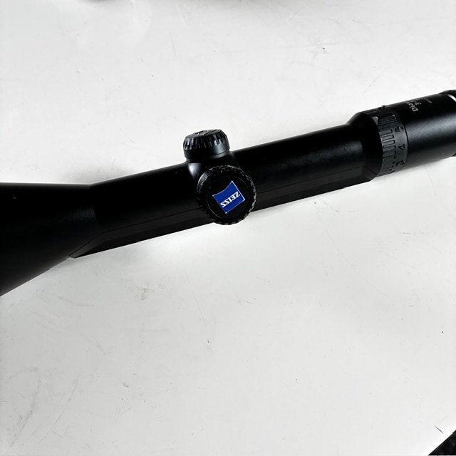 Zeiss Diavari VM 3-12x56T mit Leuchtabsehen – Bild 3