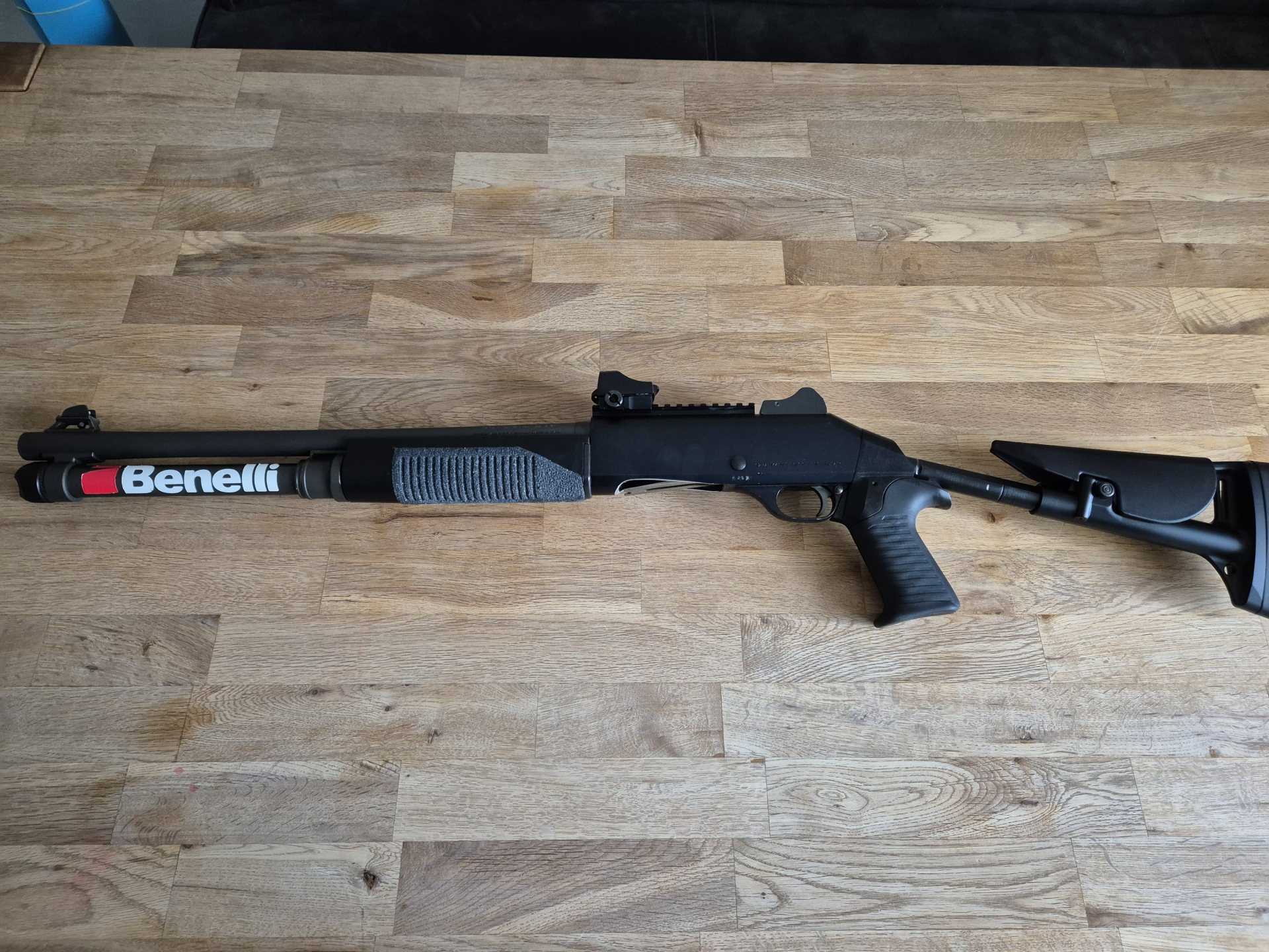 super BENELLI M4 - IPSC - Fallscheibe - Nachsuche im Maisfeld – Bild 1