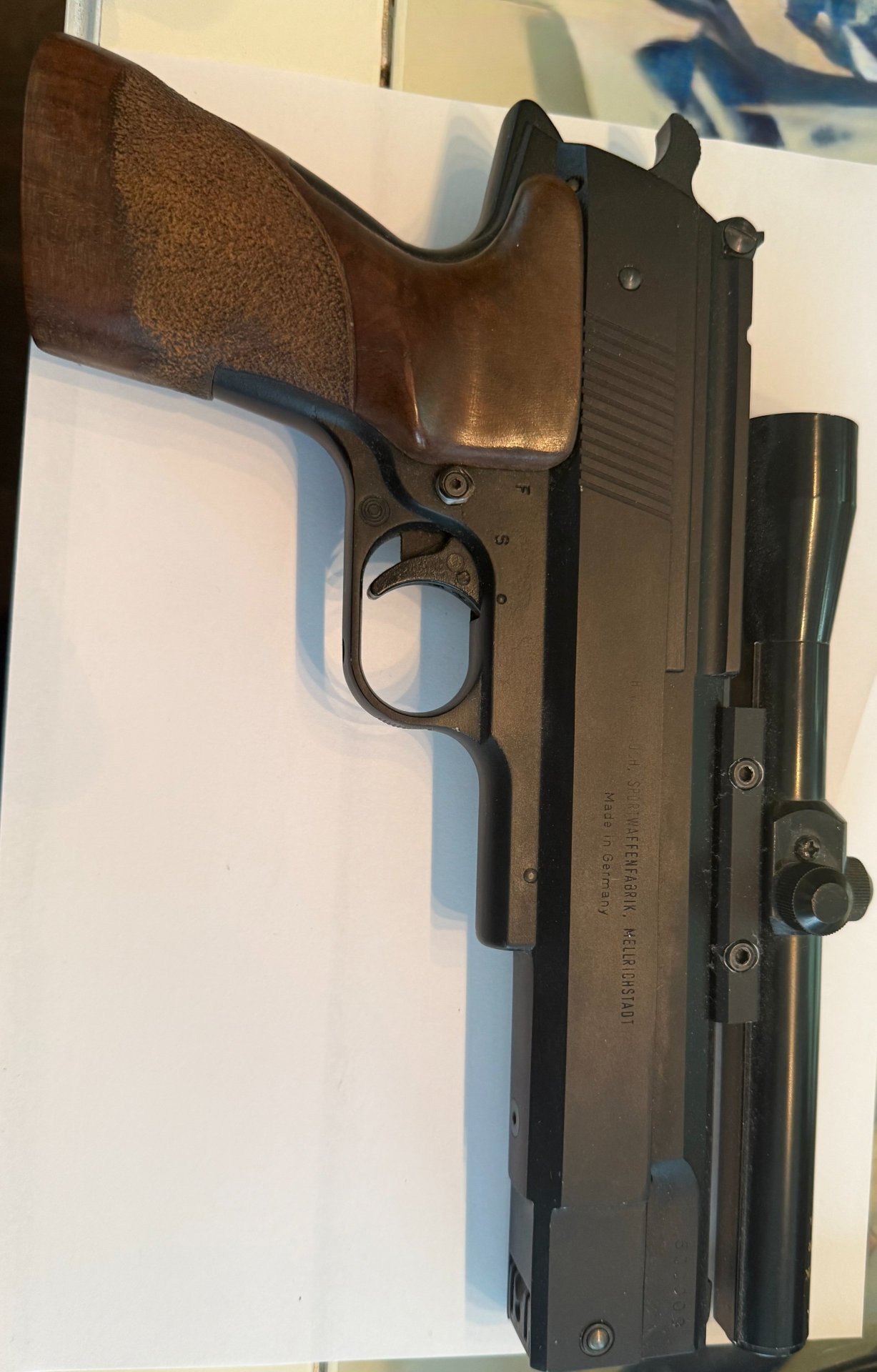 HW 75 Luftpistole mit Optik – Bild 1