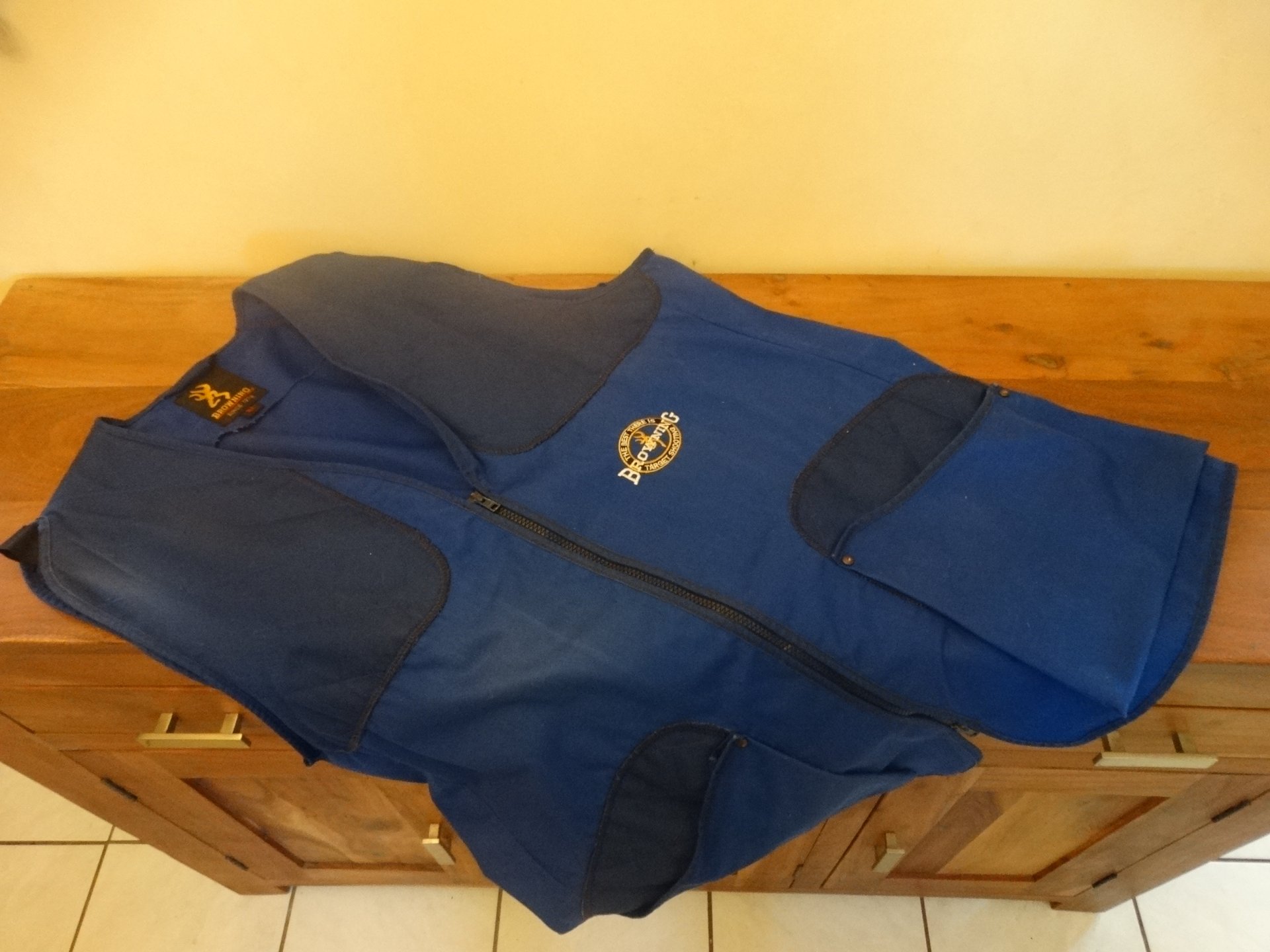 *** WESTE *** SCHIESSWESTE *** XL *** FLINTE *** FLINTENWESTE *** BROWNING *** – Bild 1