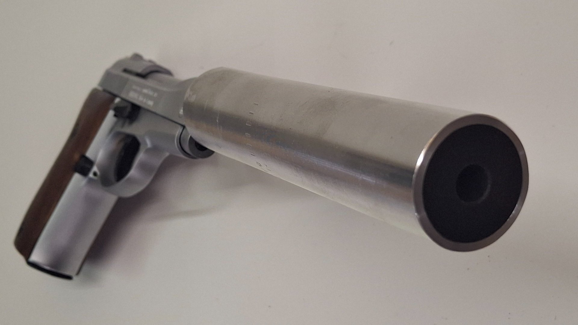 Weihrauch HW 94 mit Schalldämpfer & Ersatzmagazin – Bild 3