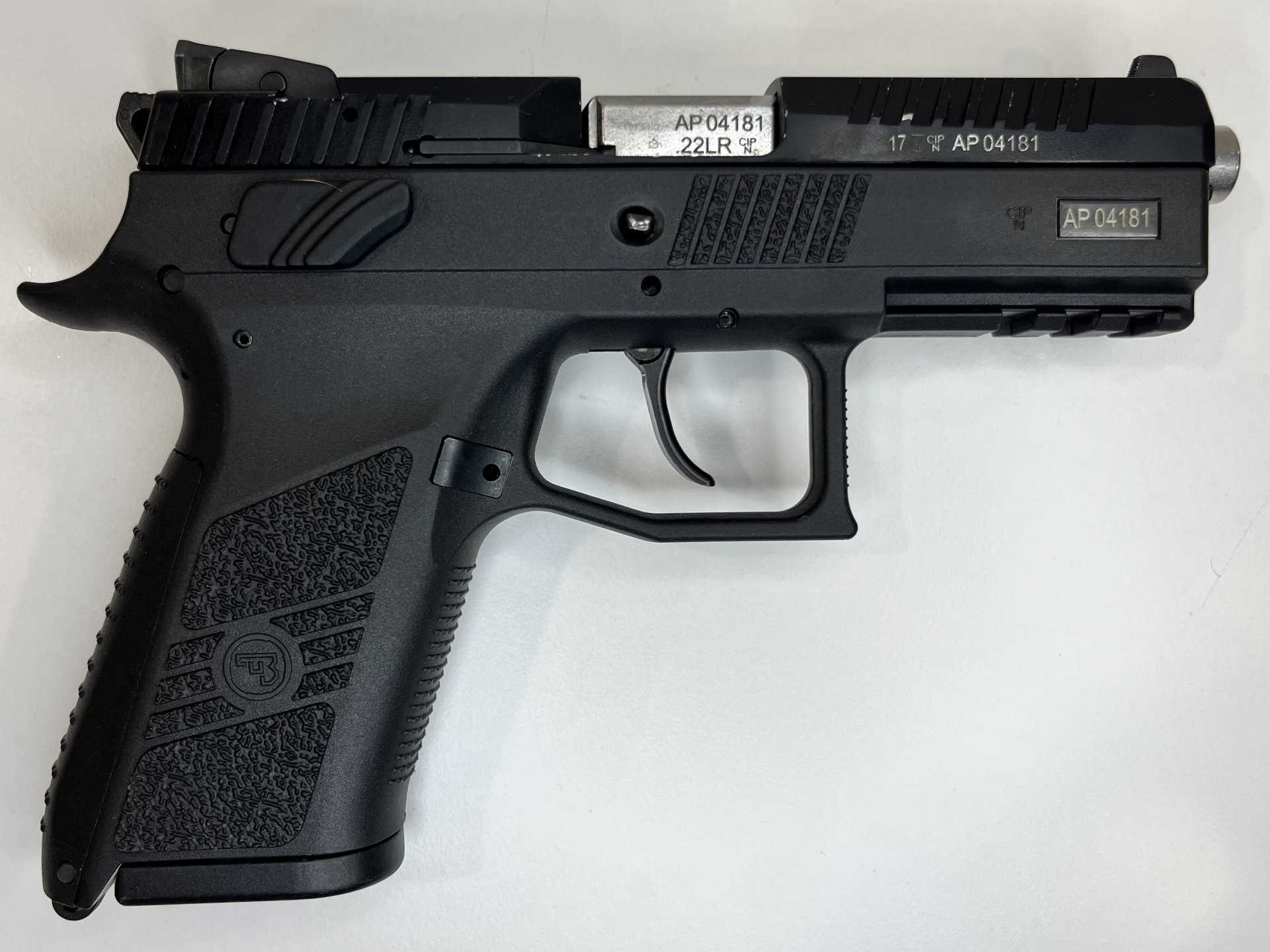 CZ P-07 Kadet .22 lr – Originale Komplettpistole – Nummerngleich – Mikrometervisierung – Bild 2