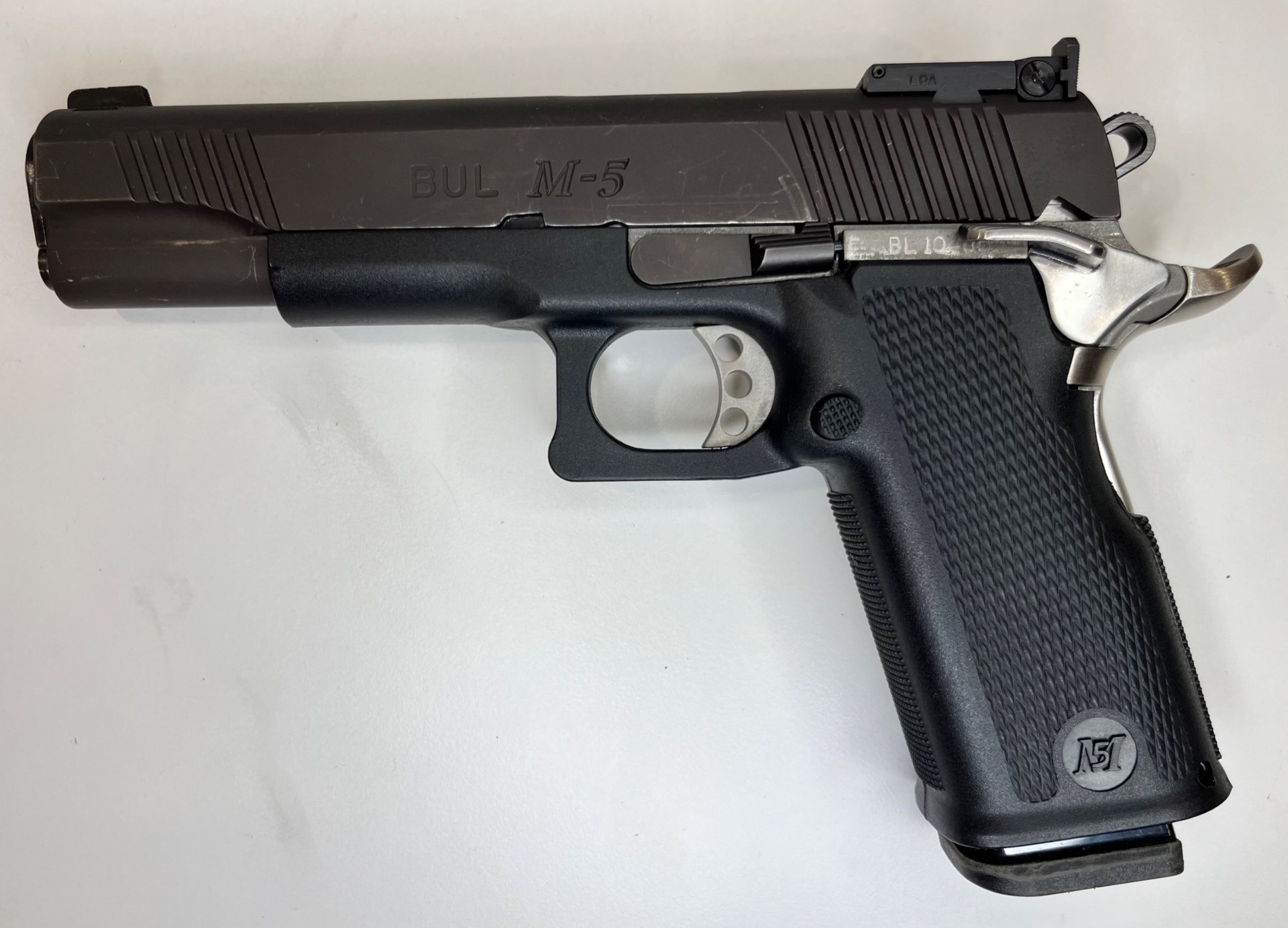 BUL M-5 Custom Set .45 Auto mit 9mm Wechselsystem & 7 Magazinen – Bild 2