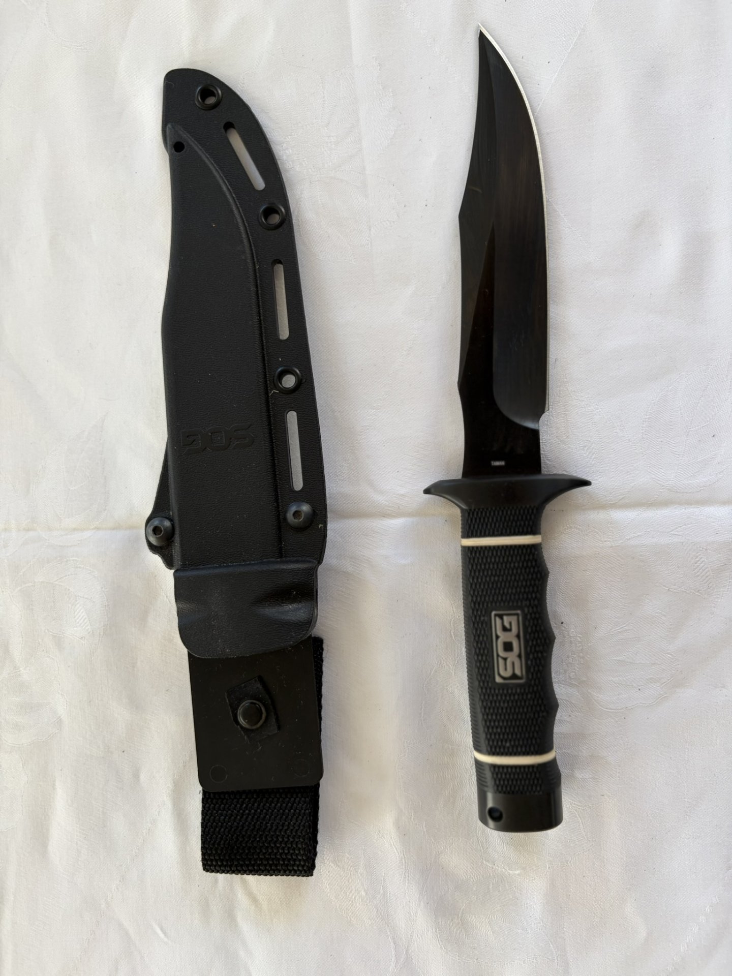 SOG Tech Bowie – taktisches Einsatzmesser – sehr guter Zustand – Bild 2