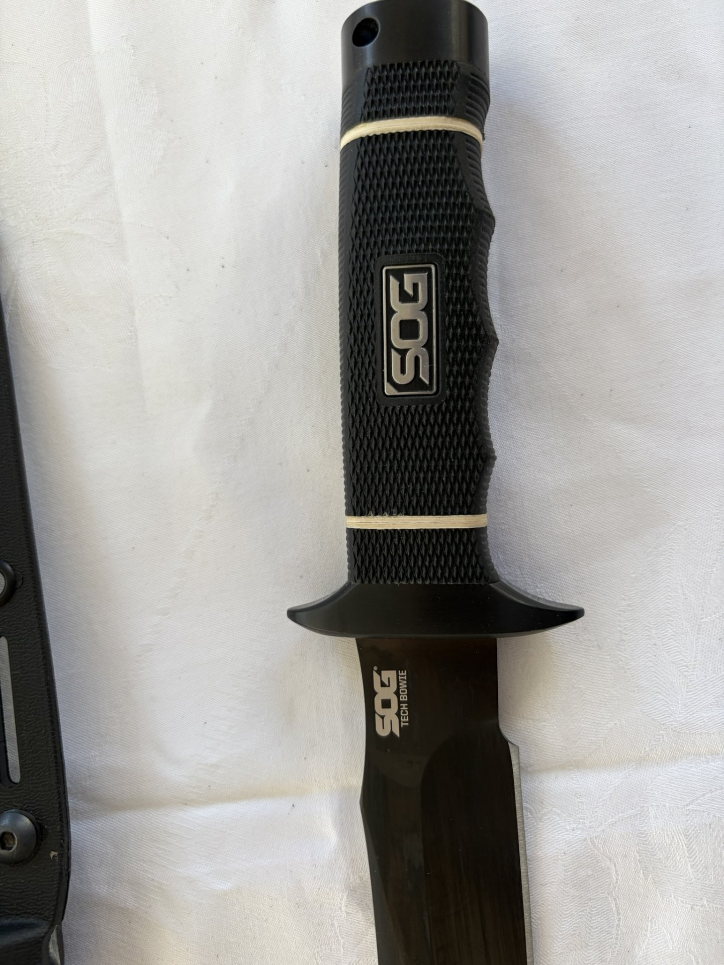 SOG Tech Bowie – taktisches Einsatzmesser – sehr guter Zustand – Bild 3