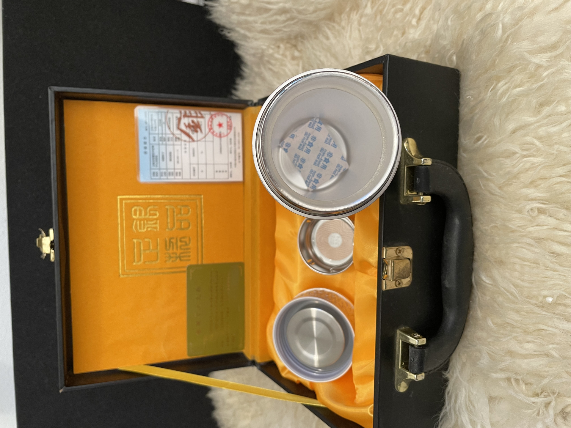 Silberne schwere Thermos Kanne im Geschenkkasten – Bild 2
