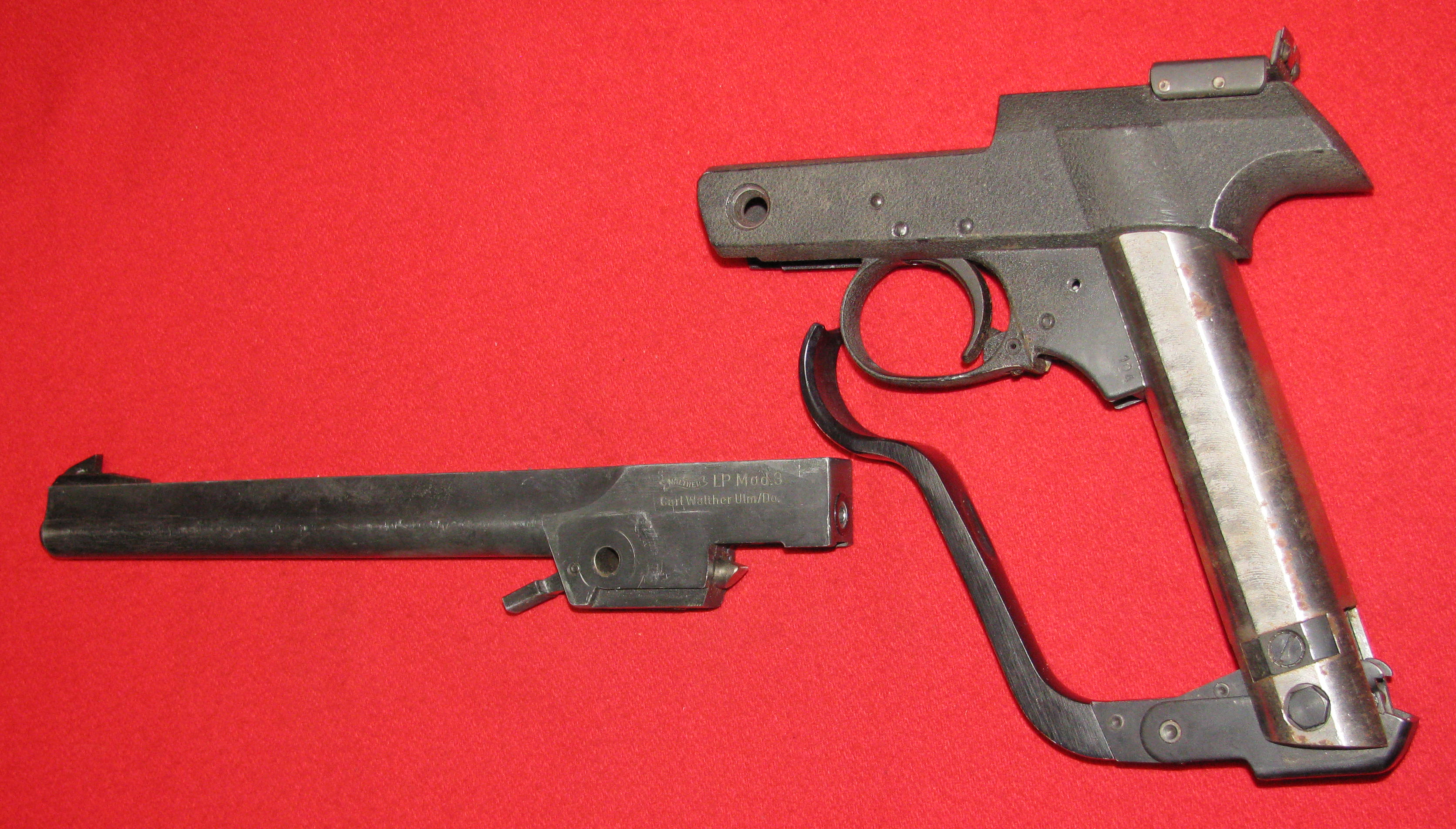 Teile einer WALTHER Luftpistole, eine LP Mod.3 in 4,5mm mit F - Zeichen – Bild 1
