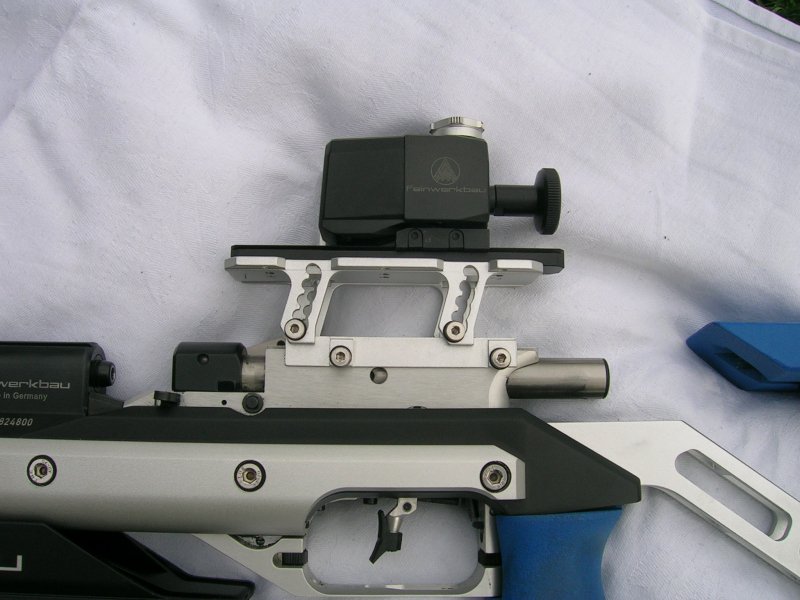 FWB 800 Evolution Match-Druckluftgewehr 4,5mm Vario Riser – Bild 2