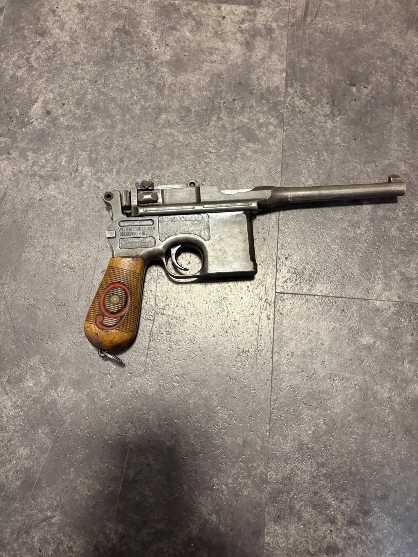Mauser C96 rote 9 – Bild 1