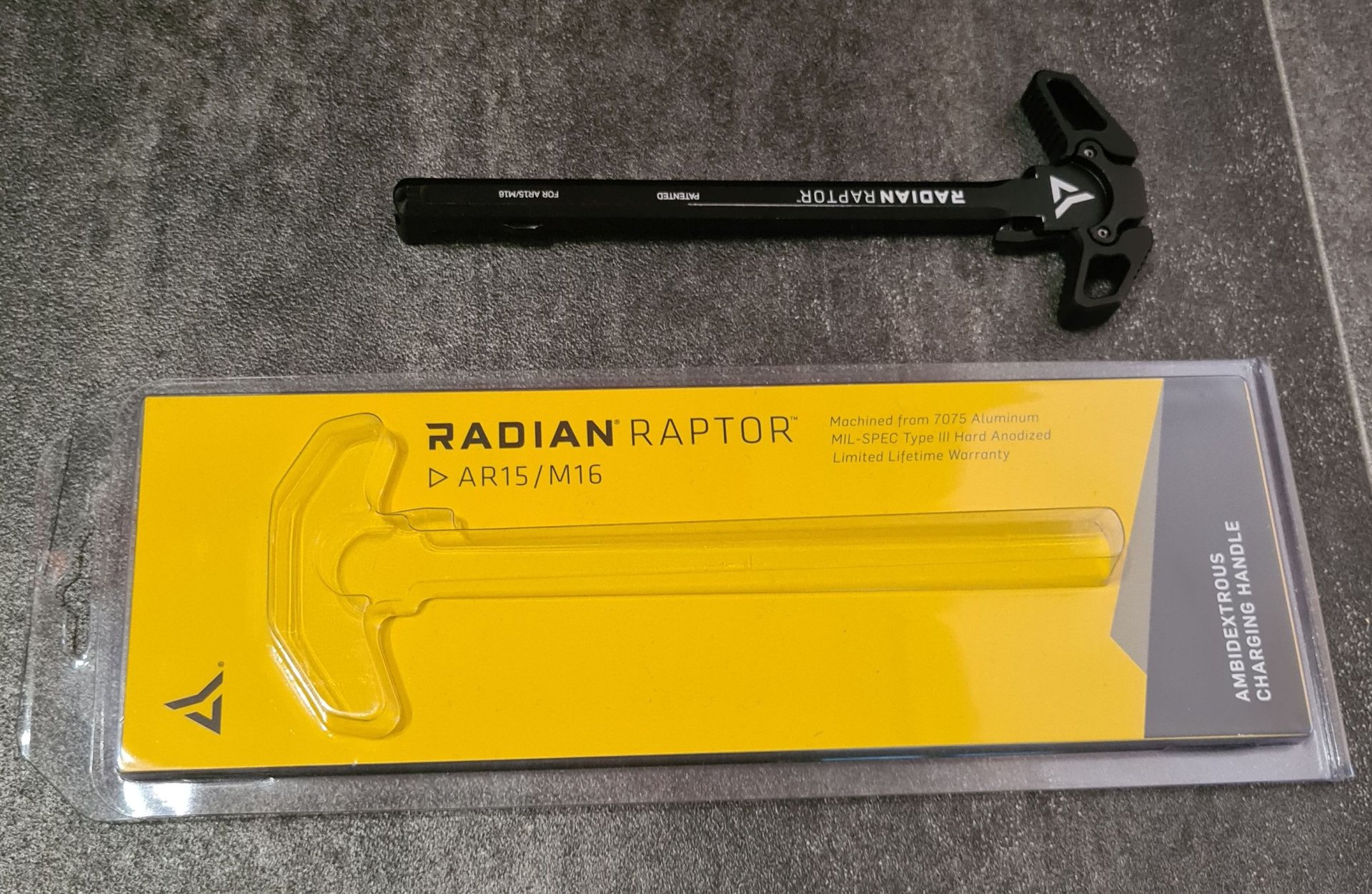 Radian Raptor Charging Handle Durch- Ladehebel für AR15, AR-15, M16 (kein JP, Geissele, BCM) – Bild 1