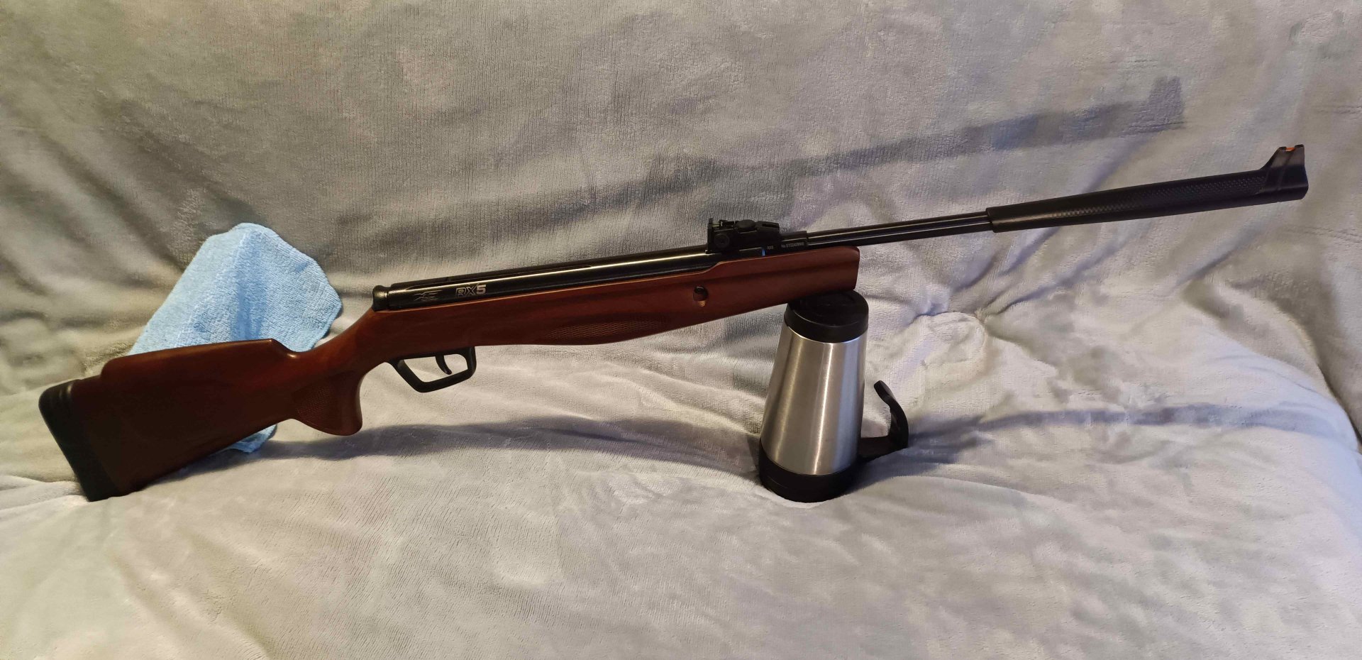 Kinicklauf Luftgewehr Stoegern RX 5 mit Holzschaft und Futteral – Bild 2